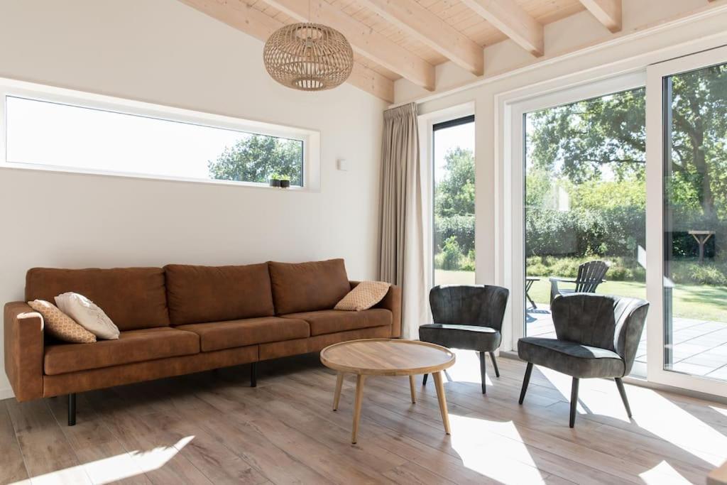 Vakantiehuis Eikzicht Gelegen Aan Het Bos Elsloo  Εξωτερικό φωτογραφία