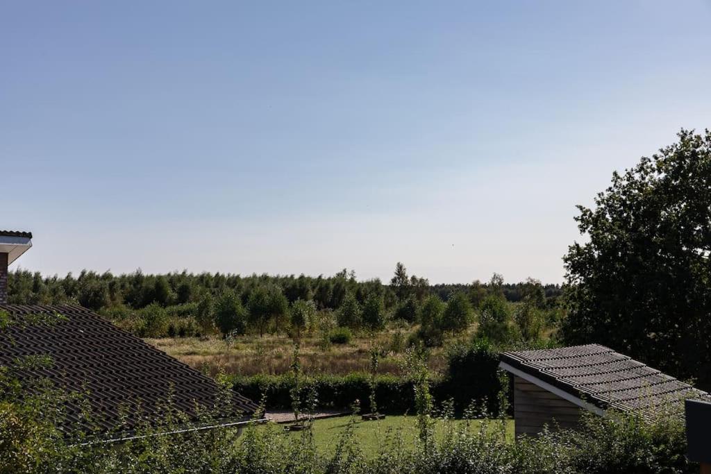 Vakantiehuis Eikzicht Gelegen Aan Het Bos Elsloo  Εξωτερικό φωτογραφία